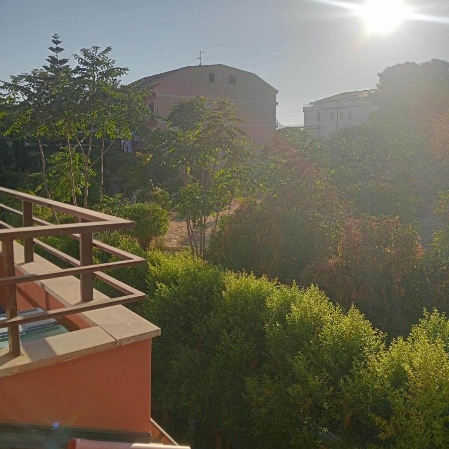 Appartamento 5 Palme Siderno Luaran gambar