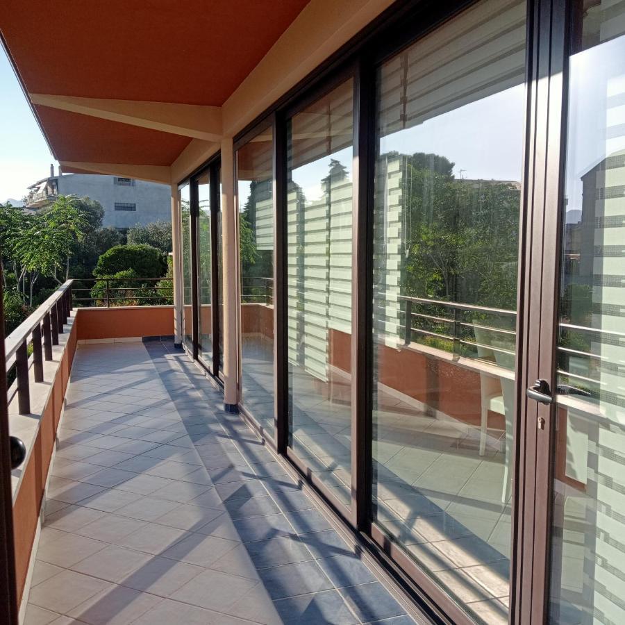Appartamento 5 Palme Siderno Luaran gambar